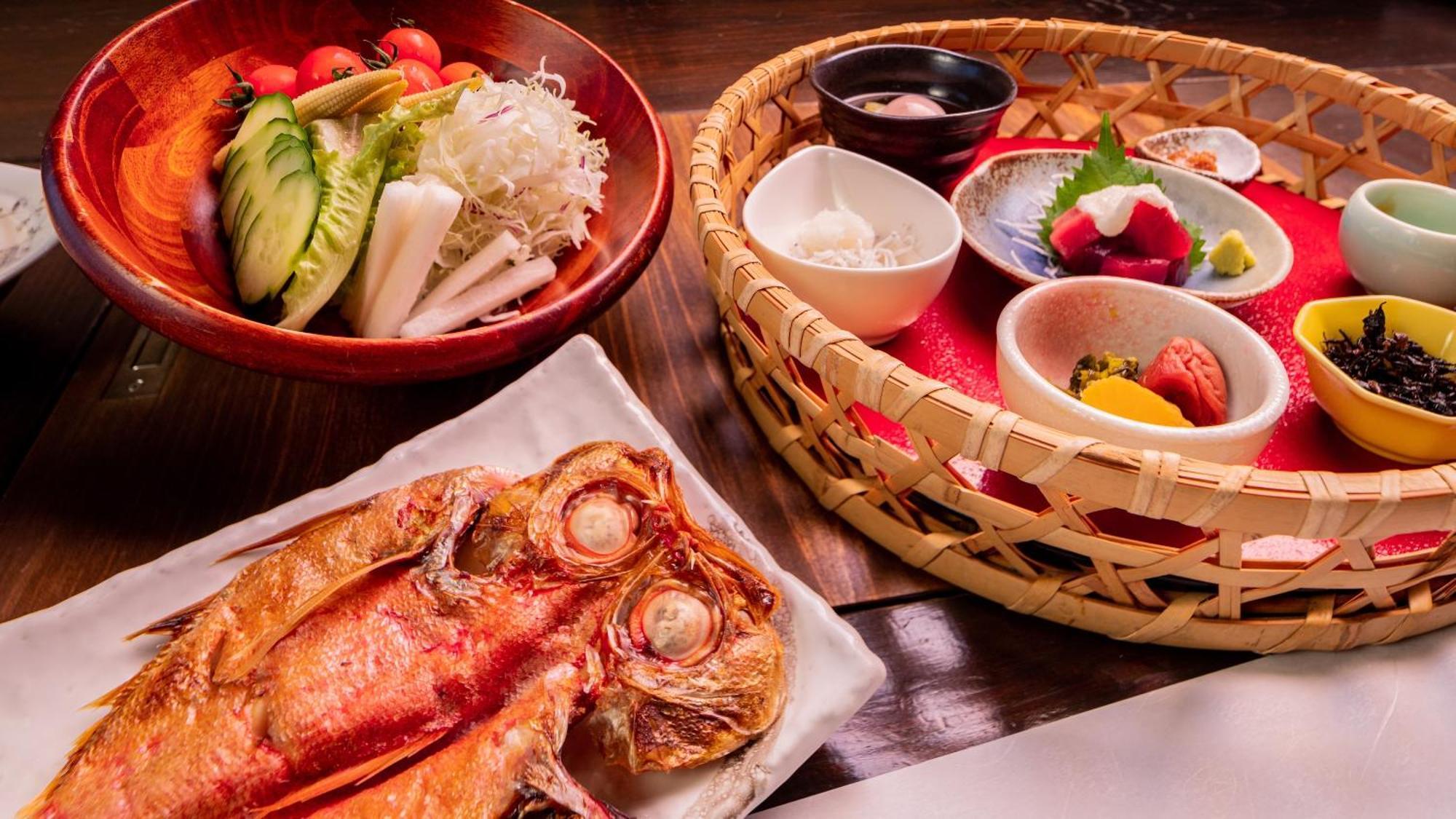 森の入り江の離れ宿 無雙庵枇杷 Izu (Shizuoka) Exterior foto